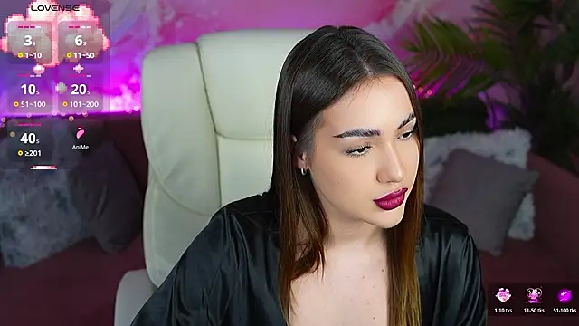 OliviaMoore_'s cam snapshot