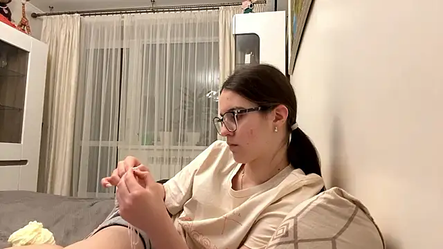 Irniki_here live sex cam