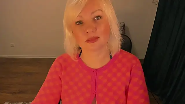 Angelaroberti3's cam snapshot