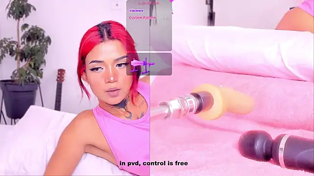 revy_blacck's cam snapshot