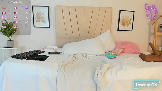 _Miaa_khalifa_'s cam snapshot