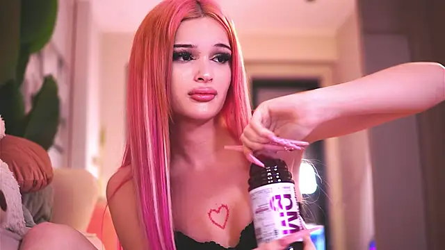 KatiaFinesse live sex cam