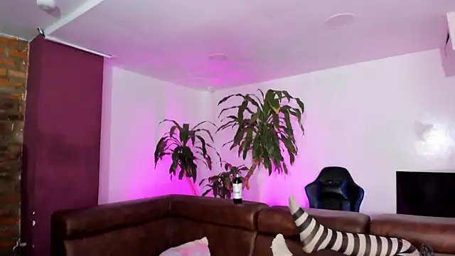 HotThreesoome live sex cam