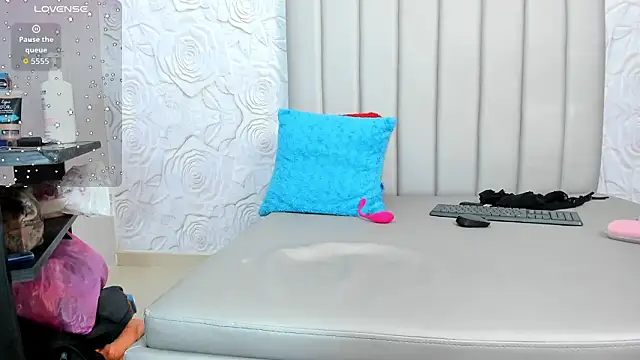 Cleopatra_Trans live sex cam