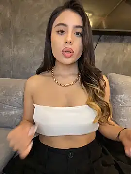 AbyThompson live sex cam