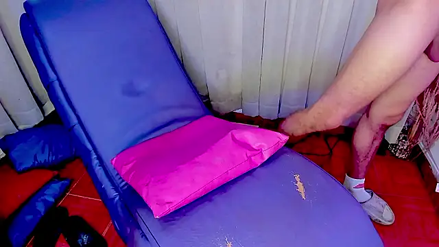 Yourslust_ live sex cam