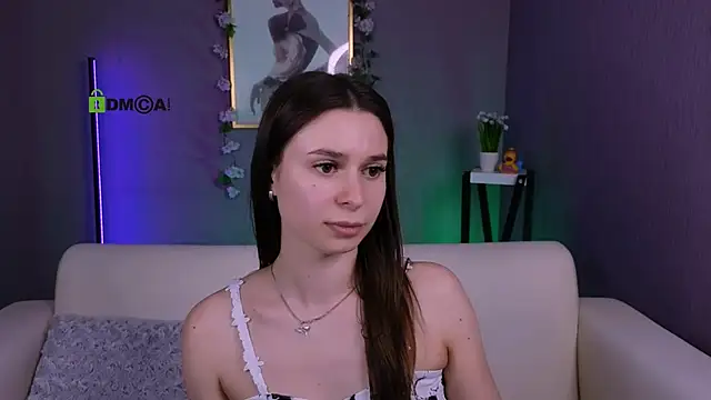 flora_ri live sex cam