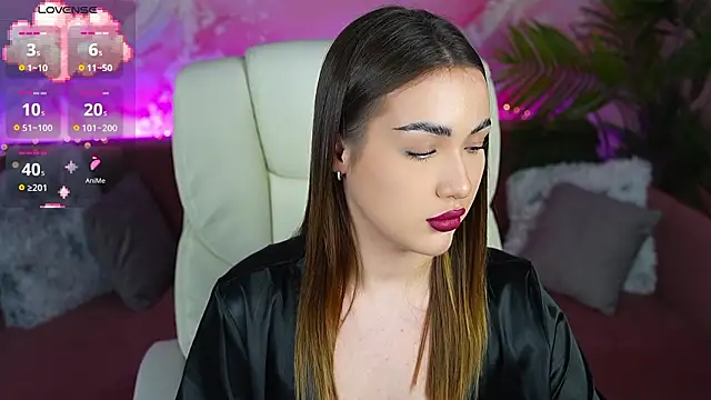 OliviaMoore_'s cam snapshot