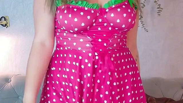 Cloee_Rainbow1's cam snapshot