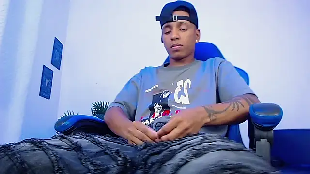 ostinn18's cam snapshot