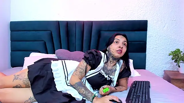 Dahliablack's cam snapshot