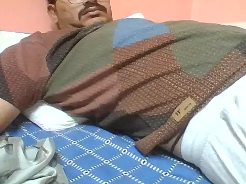 naughtymike0007's cam snapshot