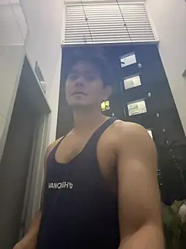 dang_U_Guys_R_poor's cam snapshot