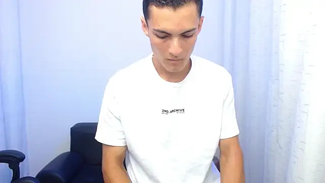 Matiius18's cam snapshot