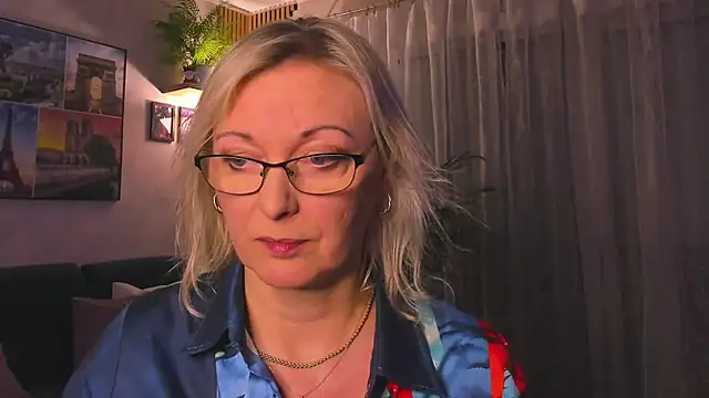 vanessa_chat's cam snapshot