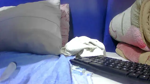 Cherrydollx's cam snapshot