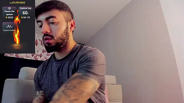 MarkWalker__'s cam snapshot