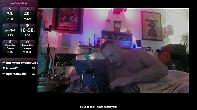 Pussyeat2please's cam snapshot