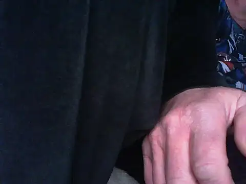 Cumlover5534's cam snapshot