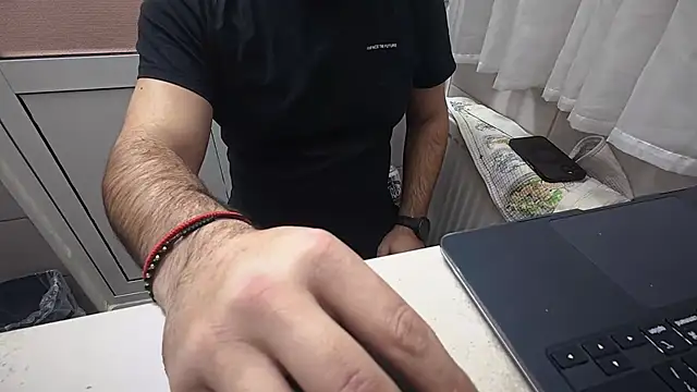 TARKAN1's cam snapshot