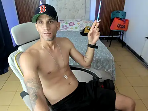 danisegura's cam snapshot