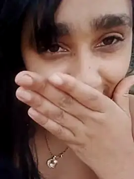 srtsara's cam snapshot