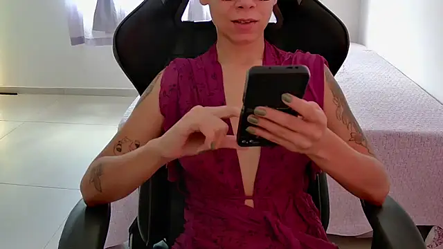 DearArtemis's cam snapshot