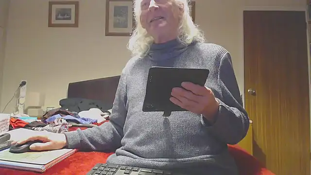 WaverlyKernow live sex cam