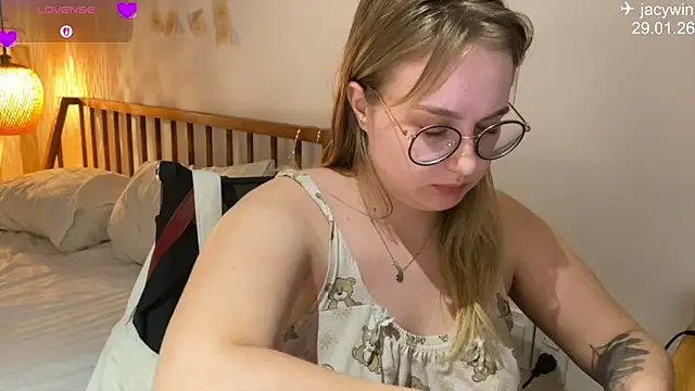 JacyWinslat live sex cam