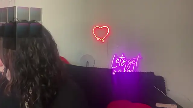 nina_lovez live sex cam