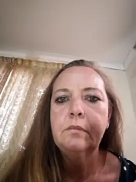 Kimmyb777 live sex cam