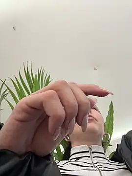 naughty_lucifer live sex cam