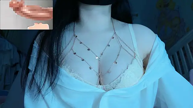 love-uiui live sex cam