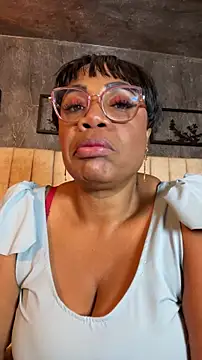 AranzalatinBlaks1's cam snapshot