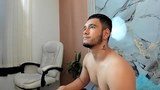 ander_montoyaa live sex cam