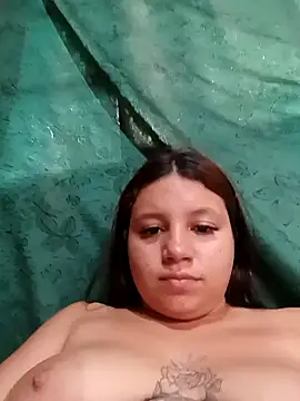 Virgin-Totona live sex cam