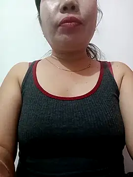 Reema_143's cam snapshot