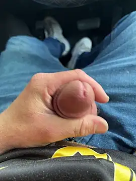 BIGWHITECOCKDOC36's cam snapshot