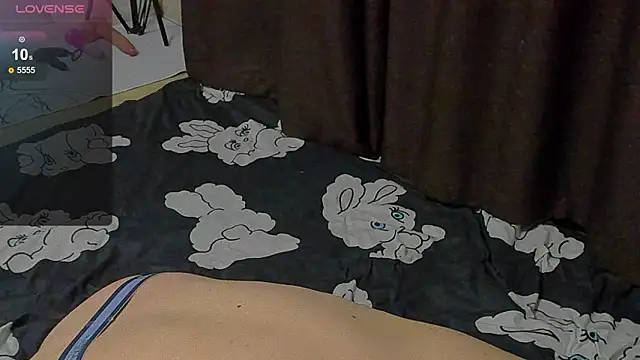 _horny44un_'s cam snapshot