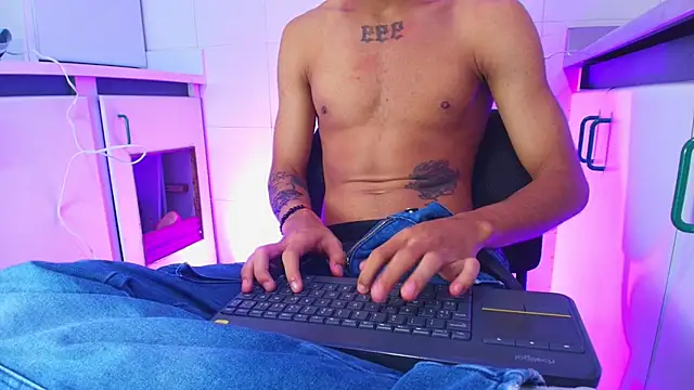 hares_mds's cam snapshot