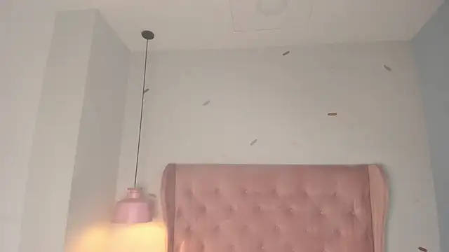 Vanelope_evanss's cam snapshot