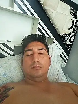 Yrresistible666's cam snapshot