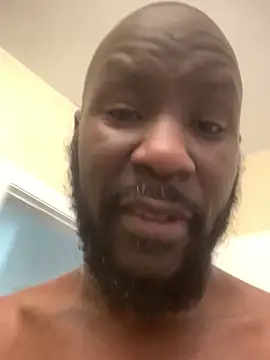 goldenshower2451 live sex cam