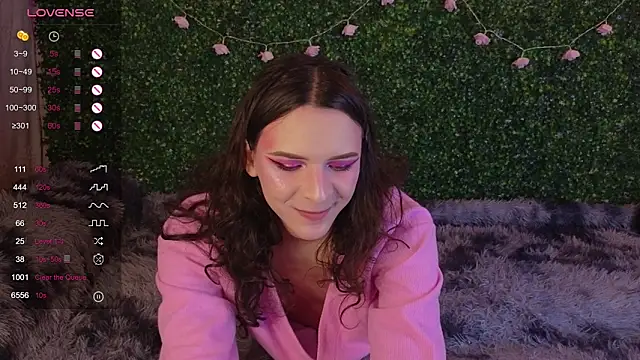 EkaterinaUpple live sex cam