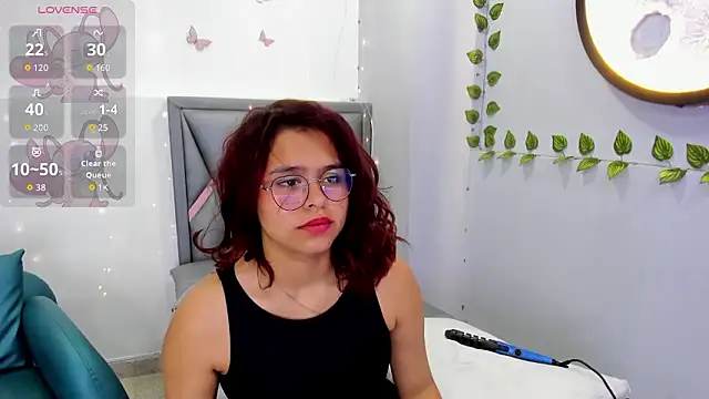 Sofia_villareal's cam snapshot