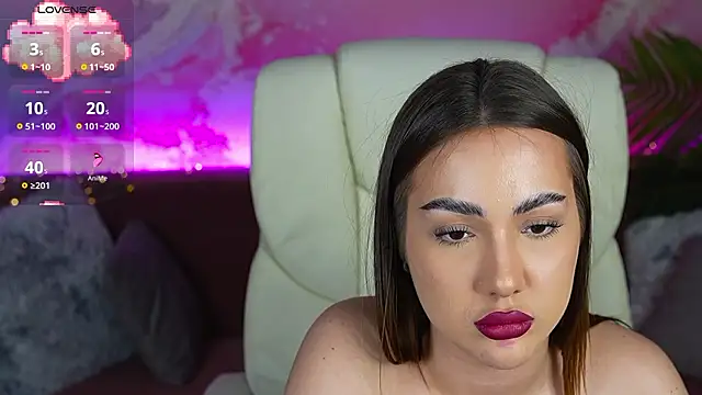 OliviaMoore_'s cam snapshot