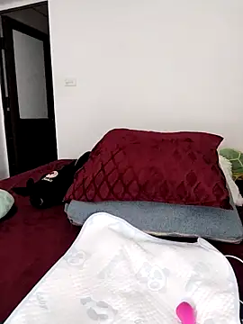 Hott_baby's cam snapshot