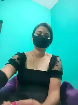 DivyaBhabhi69@xh's cam snapshot