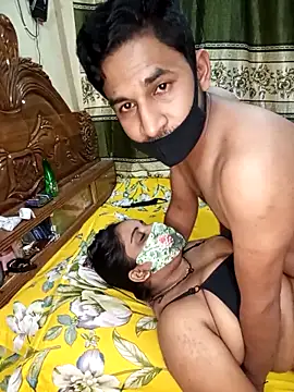 Romentic_Couple's cam snapshot