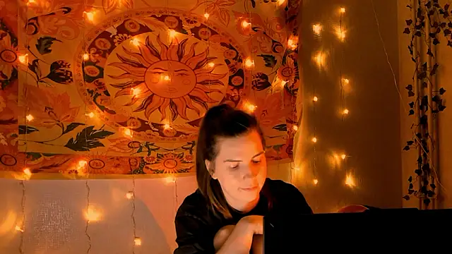 AliceCUNTach live sex cam